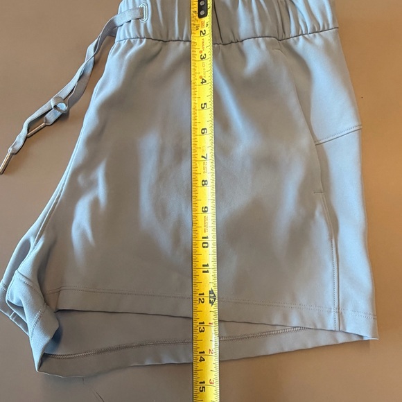 Lululemon Women's Lounge Shorts, Size 12, Blue, Drawstring, Pockets - Picture 4 of 7